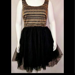 Trixxi Womens Plus Lace Sleeveless Party Dress